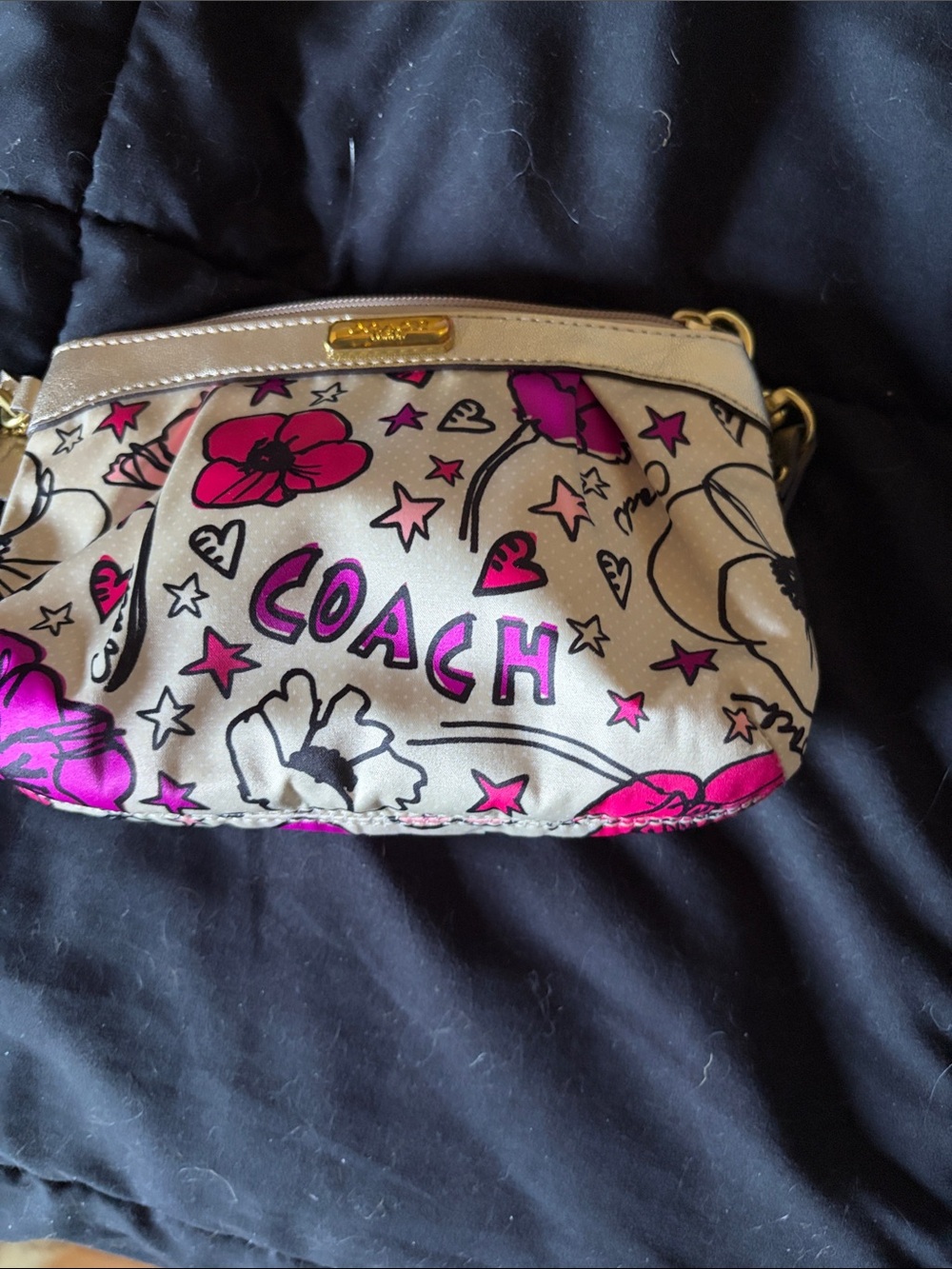 COACH vintage Metallic Pink Poppy Floral Wristlet